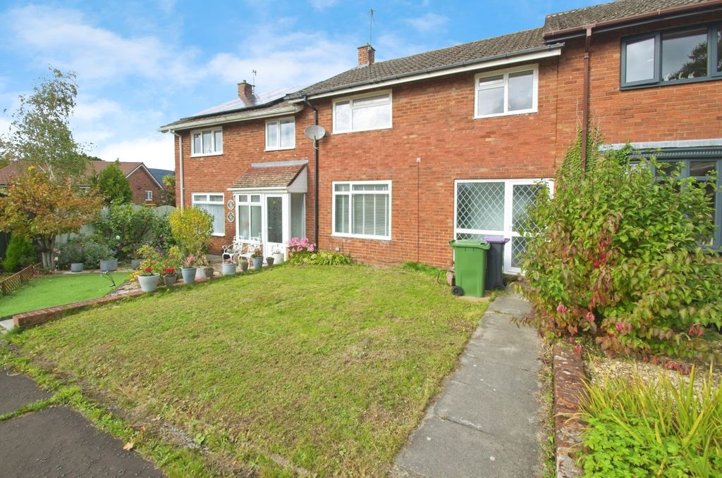 Property photo 2 of 17 Front