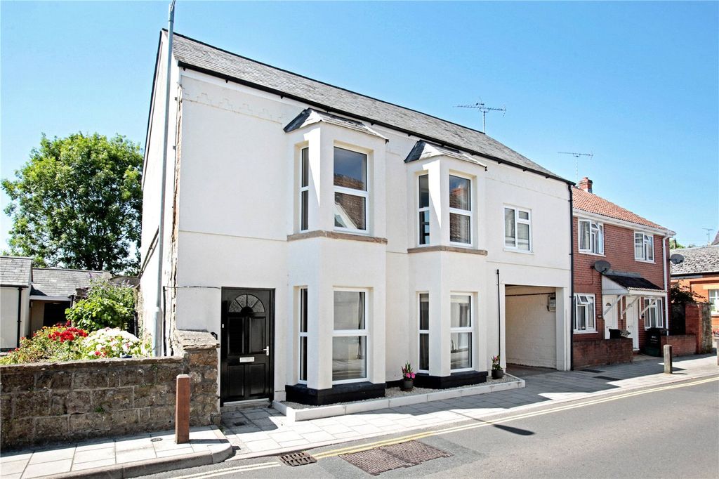 Property photo 1 of 20 Picture No. 03