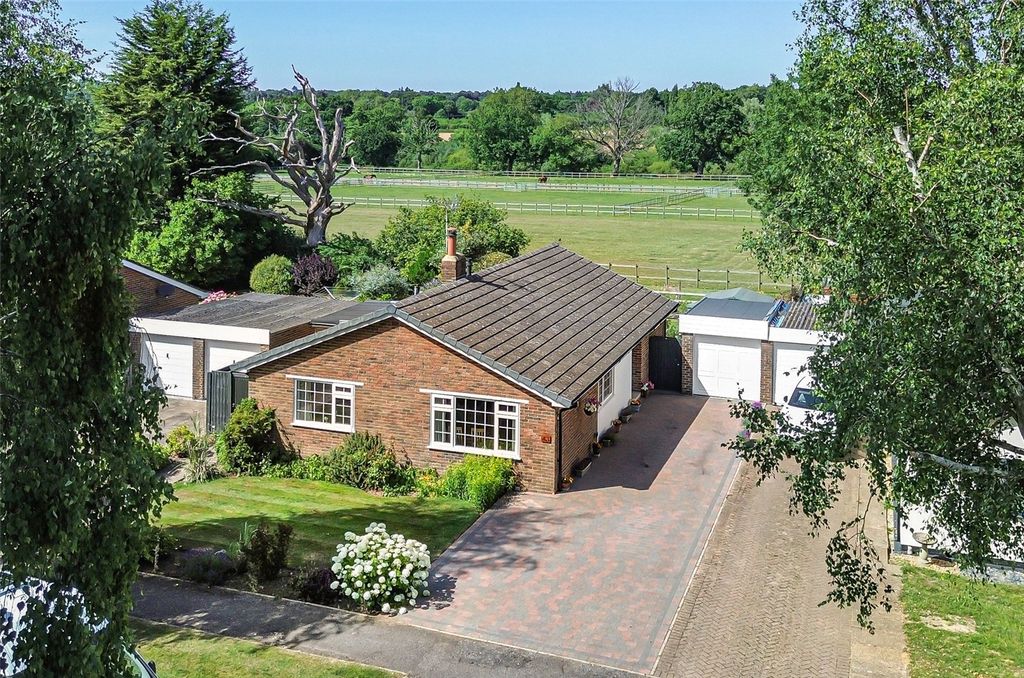 Property photo 1 of 31 Picture No. 61