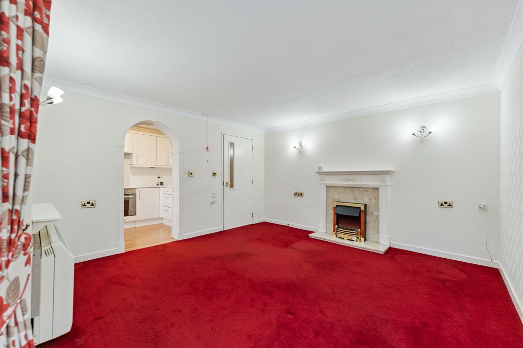 Property photo 3 of 20