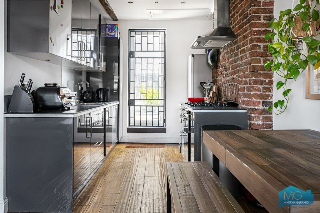 Property photo 3 of 20 Picture No. 26