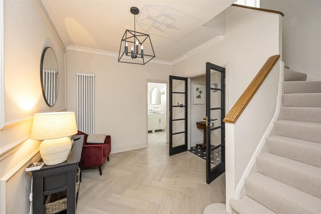 Property photo 3 of 40 Sea Lane, 89, The Pearl-013.Jpg