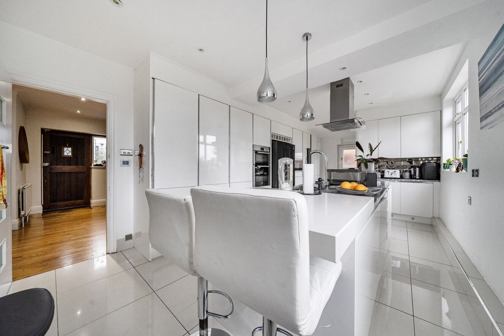 Property photo 3 of 29 Picture No. 29