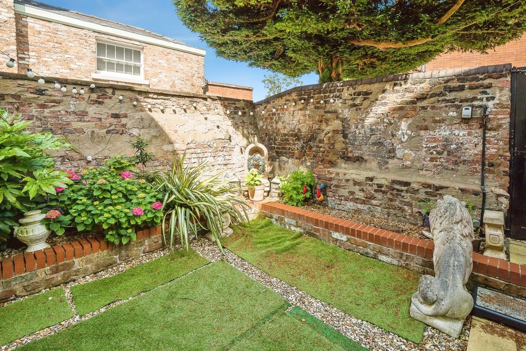 Property photo 3 of 22 Photo