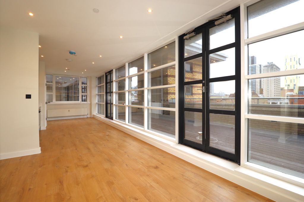 Property photo 3 of 13 Floorplan