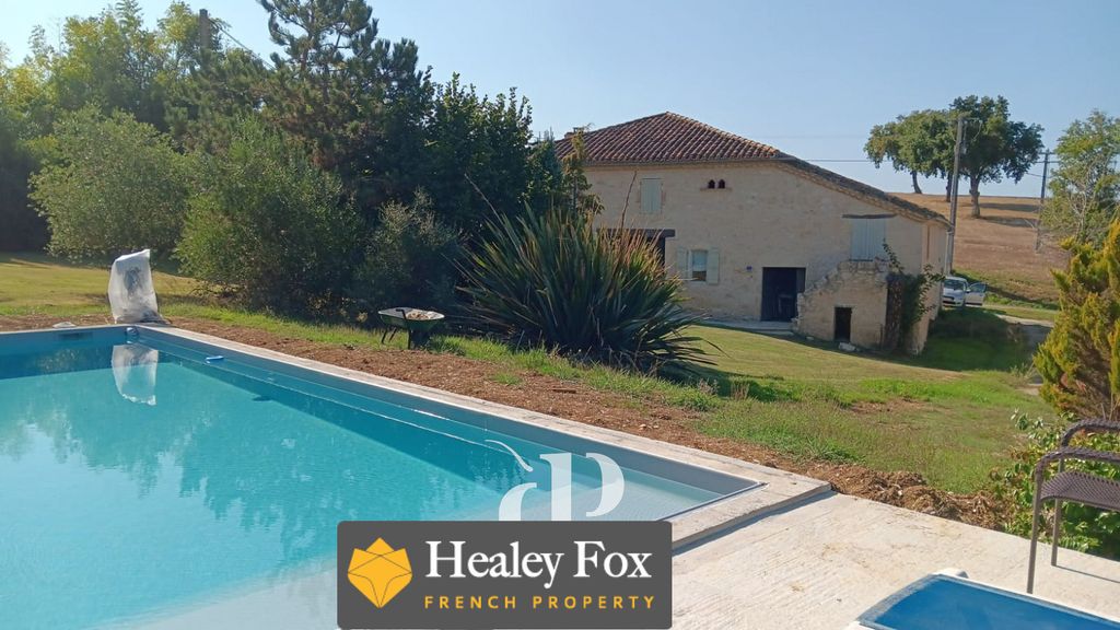 Property photo 3 of 34