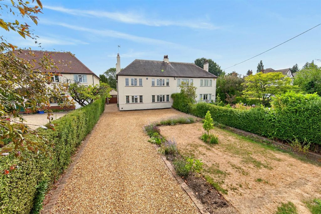 Property photo 1 of 23 82Harboroughrdnorth03.Jpg