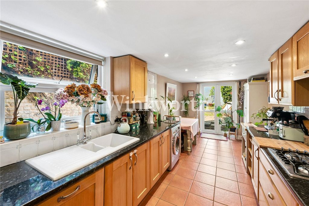 Property photo 3 of 14 Picture No. 04
