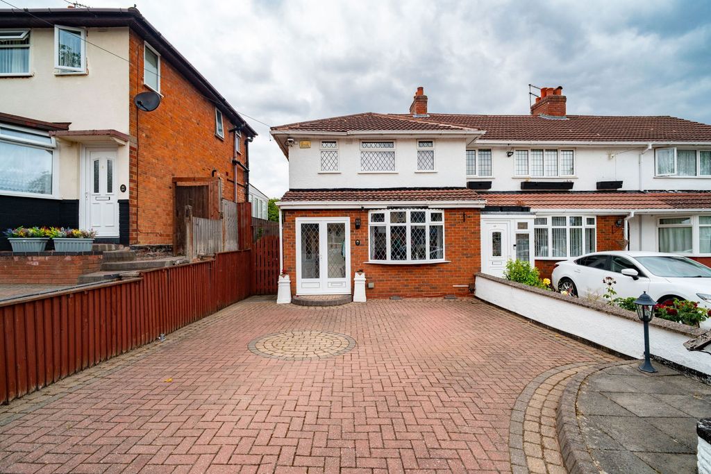 Property photo 1 of 23