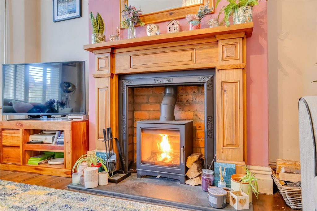 Property photo 3 of 37 Picture No. 20