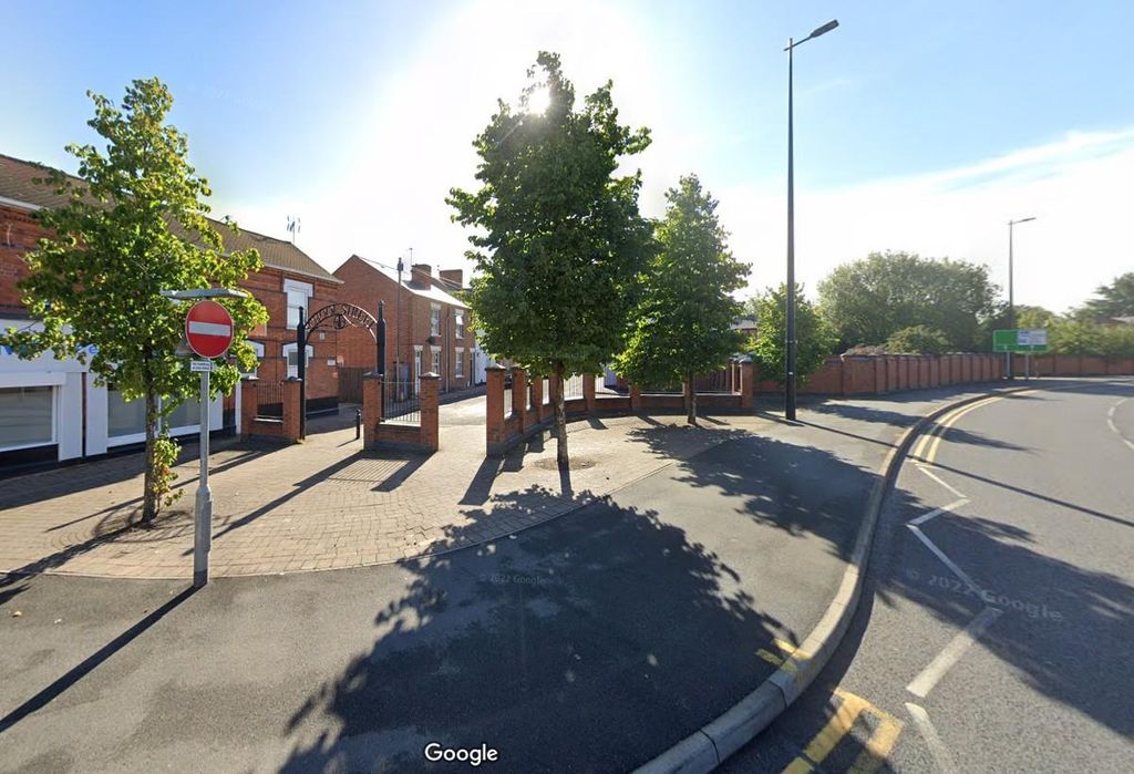 Property photo 3 of 10 Google Street 3.Jpg
