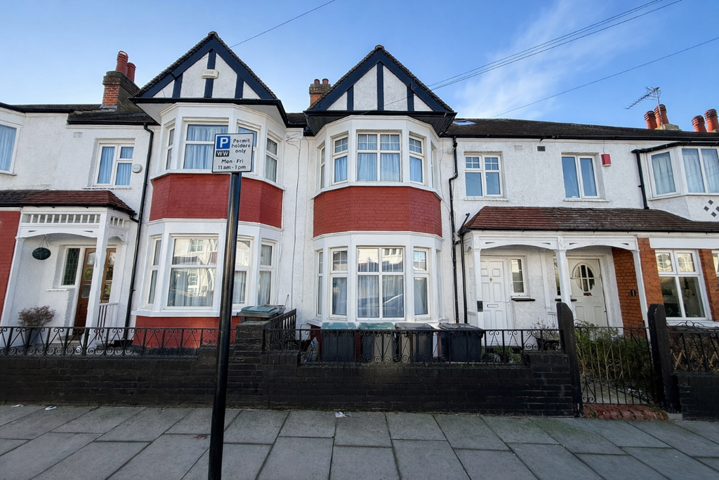 Property photo 1 of 9