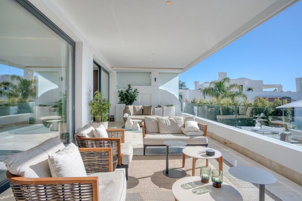 Property photo 1 of 20 Terrace 3
