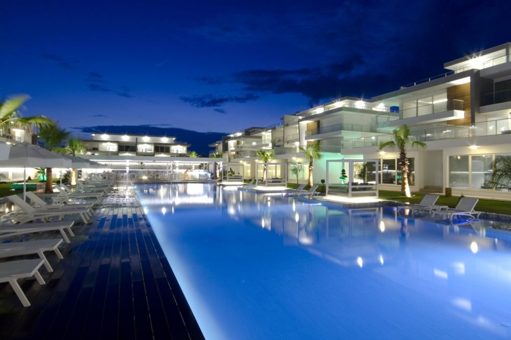 Property photo 3 of 23 Ready-To-Move Property For Sale In Manavgat, Antalya - Evening Views Over The Communal Pool And Terraces