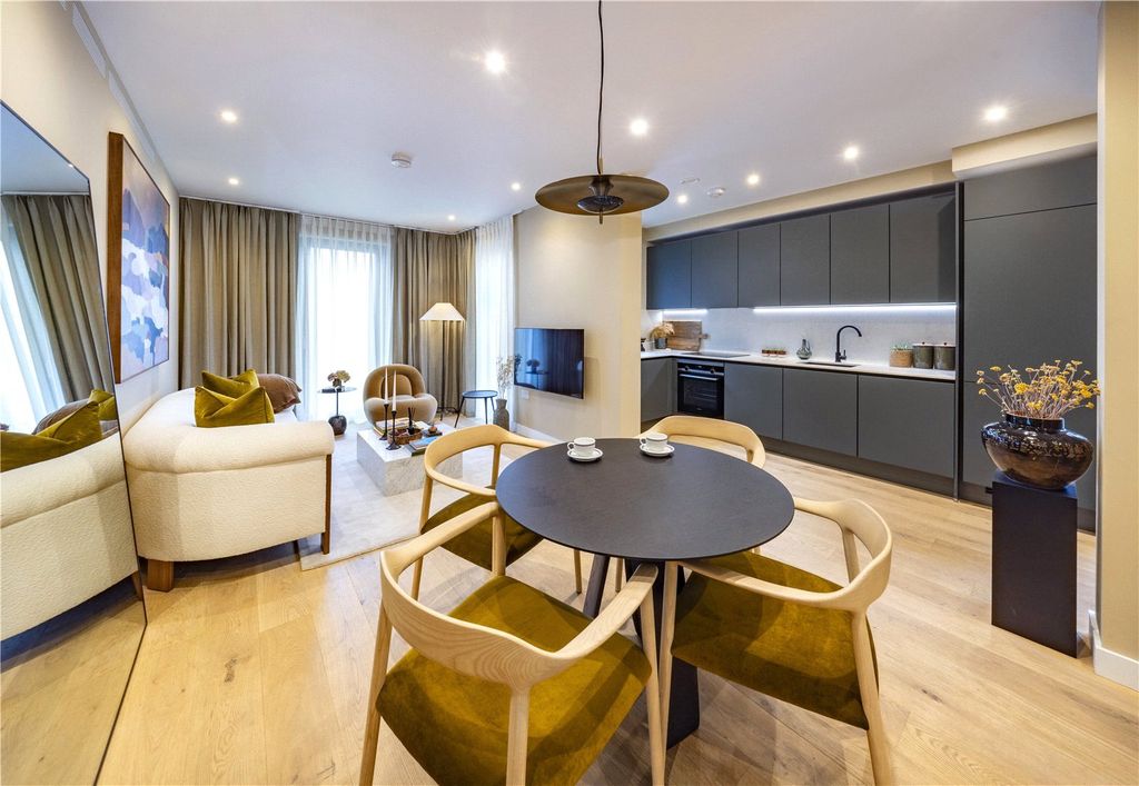 Property photo 2 of 16 Kitchen