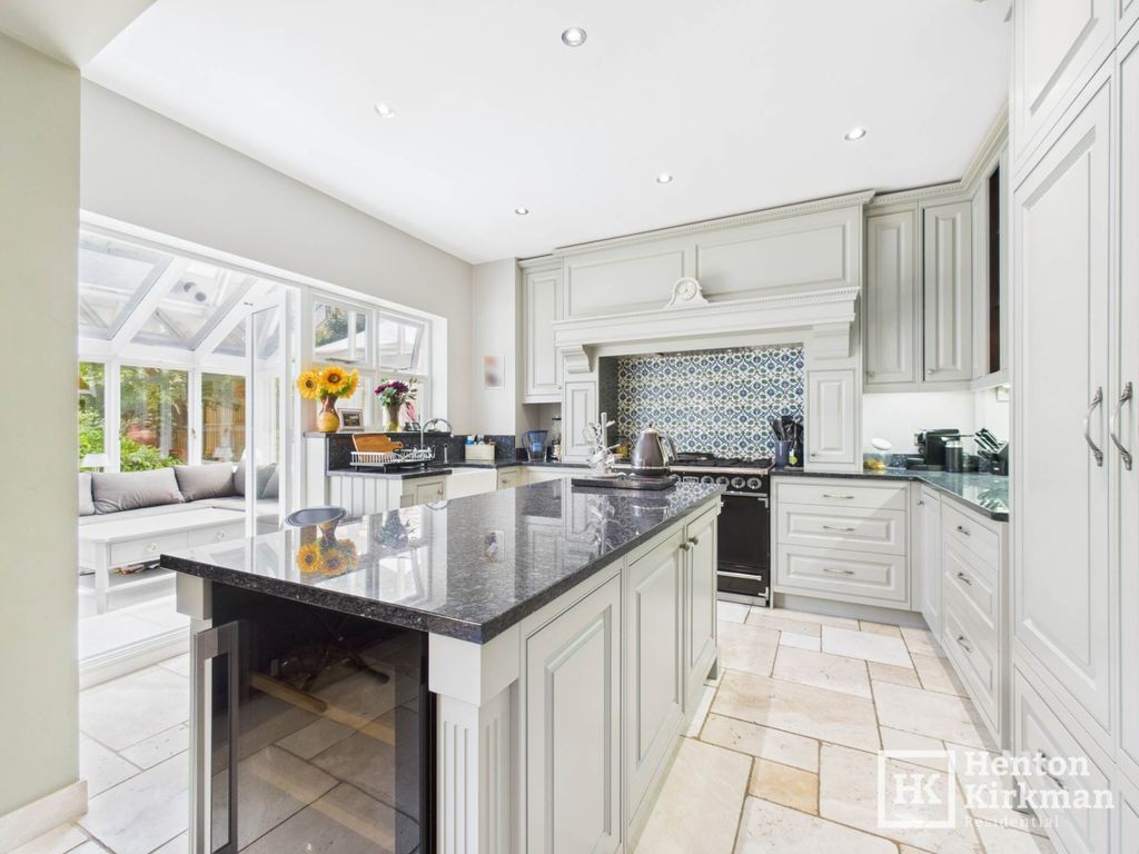 Additional image 6 of 4 bed detached house for saleShanklin Avenue, Billerciay CM12