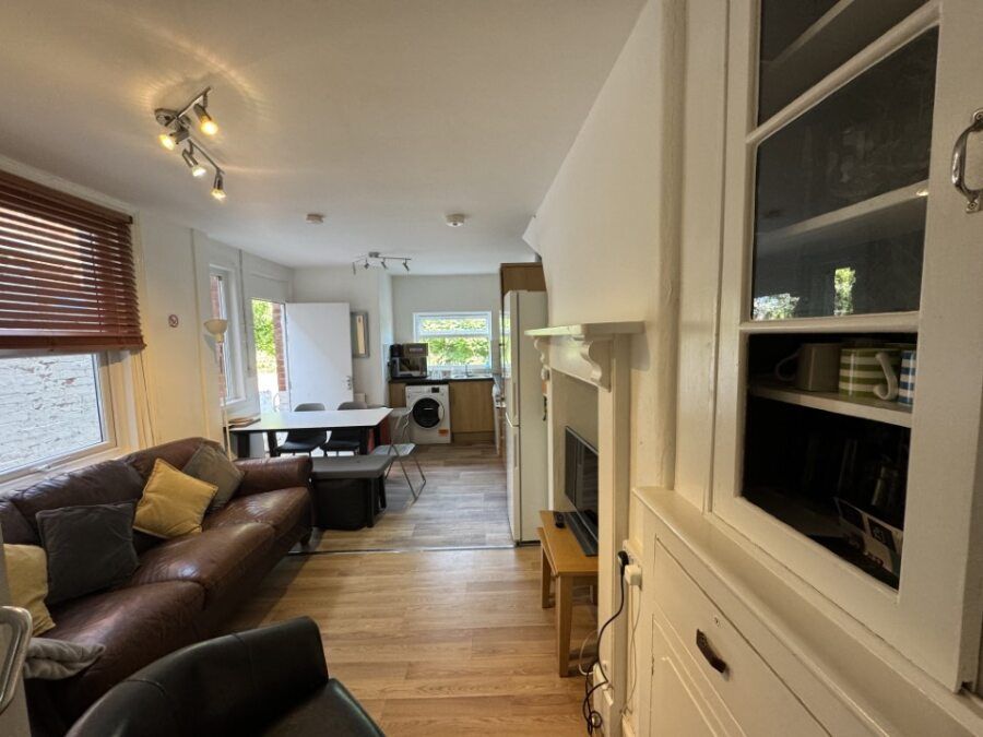 Property photo 3 of 10