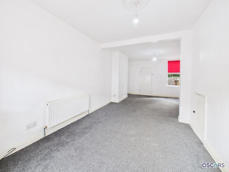 Property photo 2 of 14 Photo 8