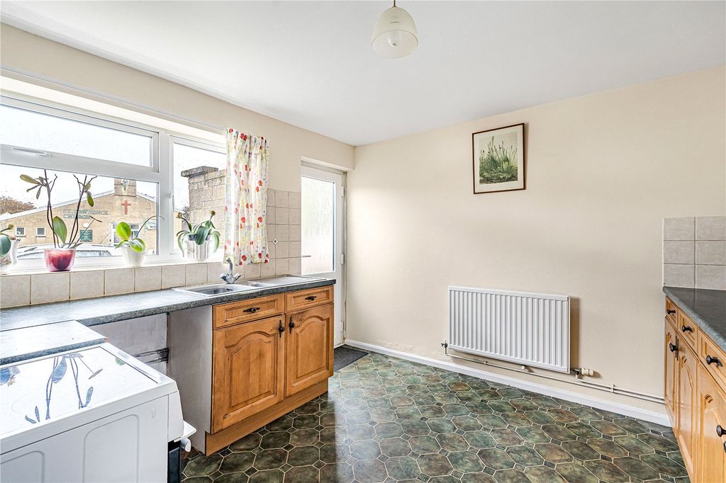 Property photo 2 of 11 Picture No. 08