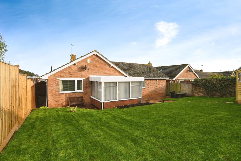 Property photo 2 of 17
