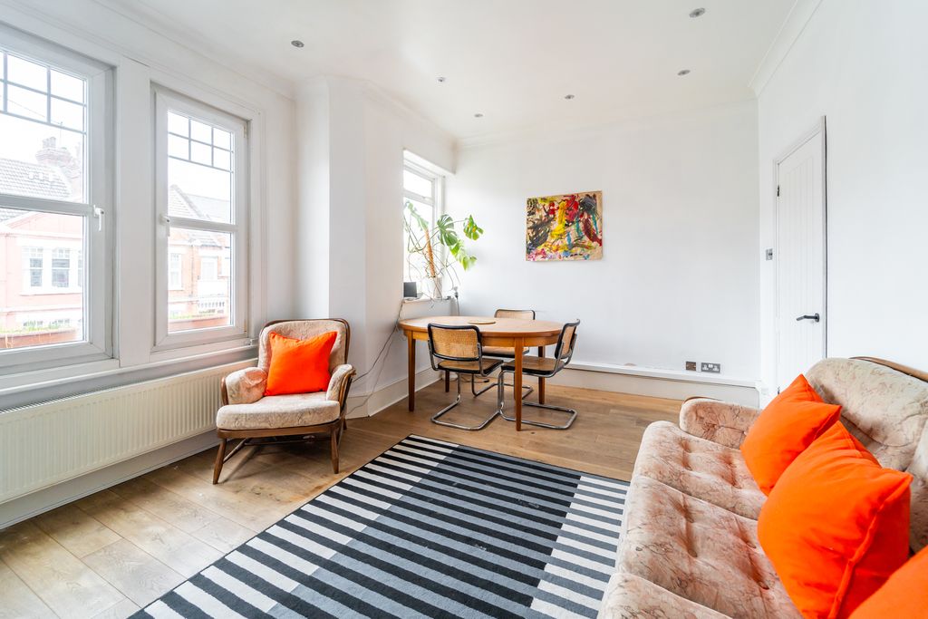 Property photo 3 of 15 Ndb03308