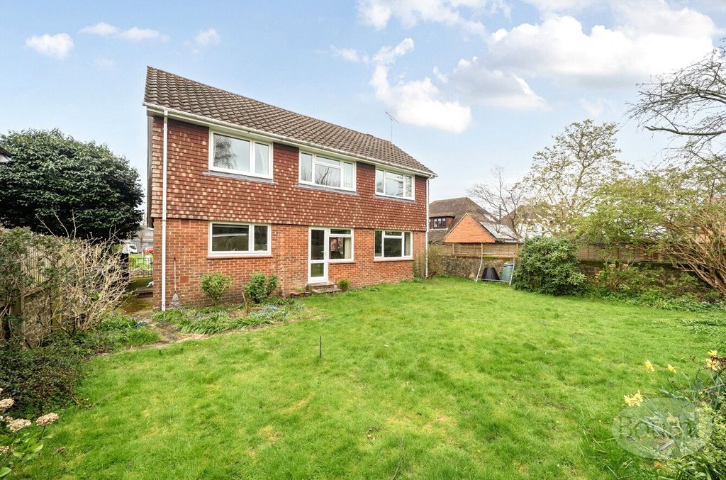 Additional image 23 of 4 bed detached house for saleHeath Road, Petersfield, Hampshire GU31