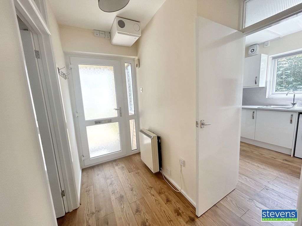 Property photo 2 of 6 Image00013