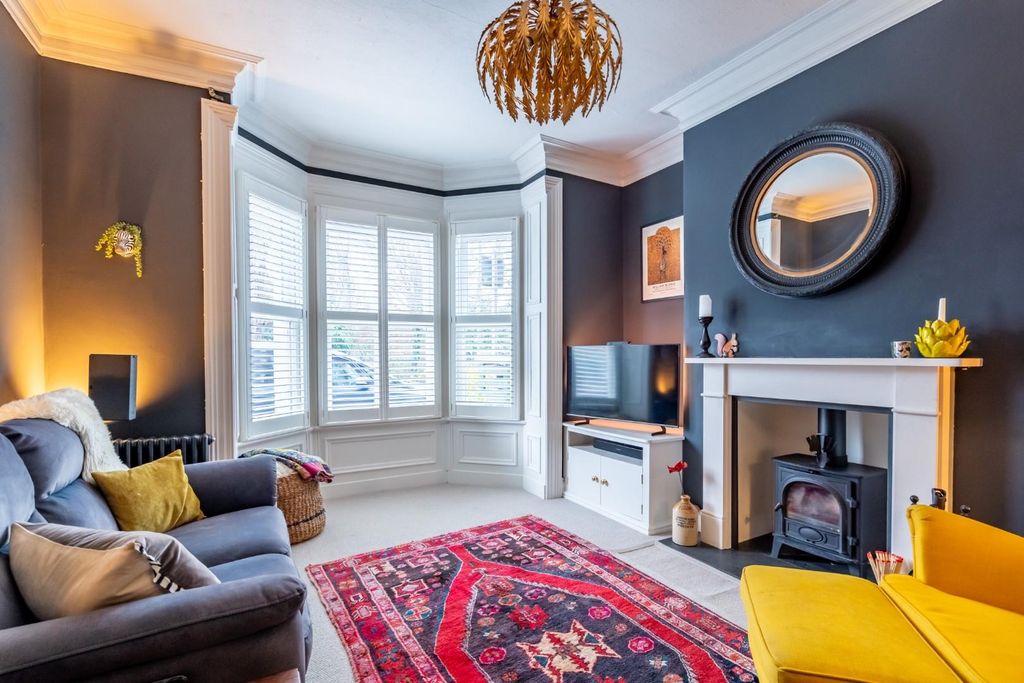 Property photo 2 of 23 Wigginton Terrace.Jpg