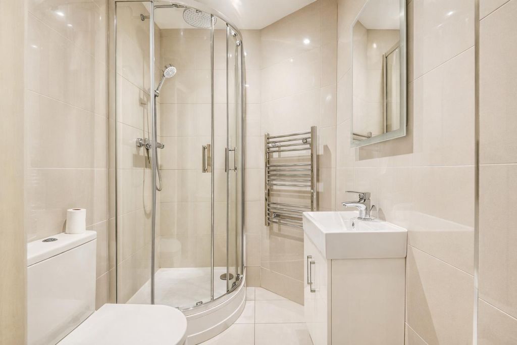 Property photo 2 of 22 B16Ed6B2-10F4-4F7E-Be1c-437Ca08Bb49E.Png