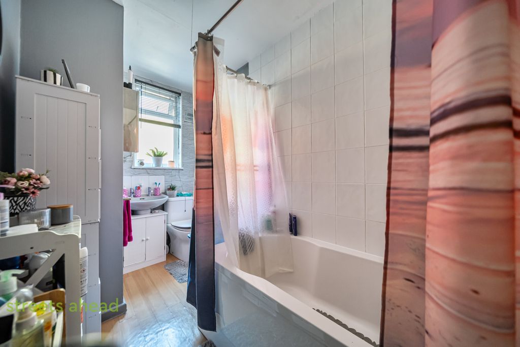 Additional image 8 of 2 bed terraced house for saleJohns Terrace, Croydon CR0