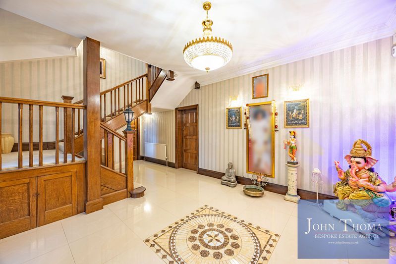 Property photo 3 of 28 Photo 3