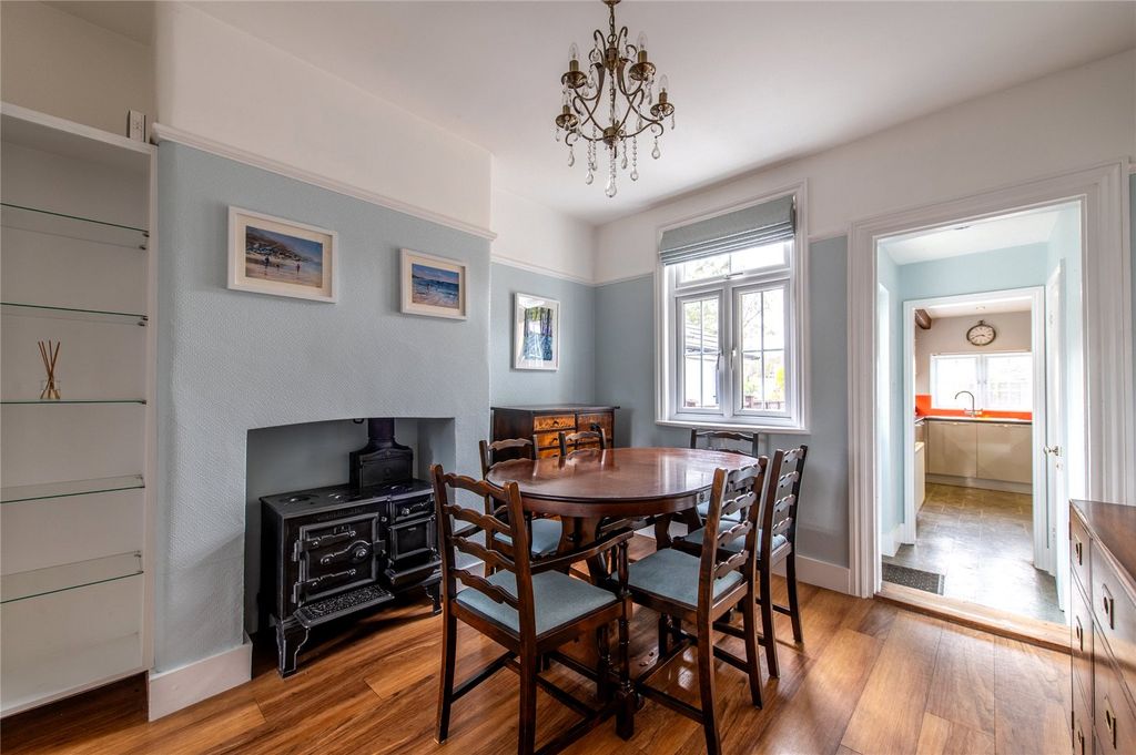 Property photo 3 of 32 Picture No. 11