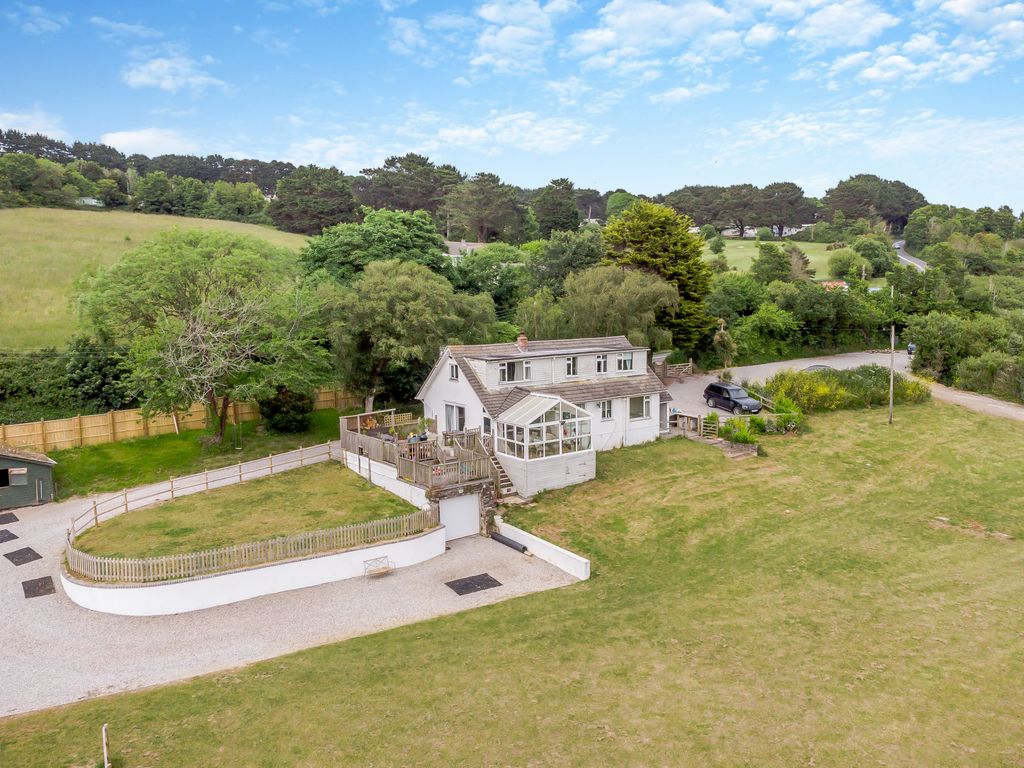 Property photo 2 of 5