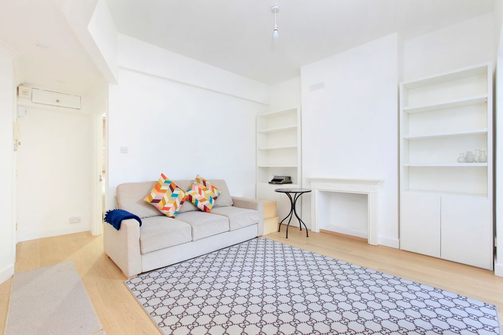 Property photo 3 of 12