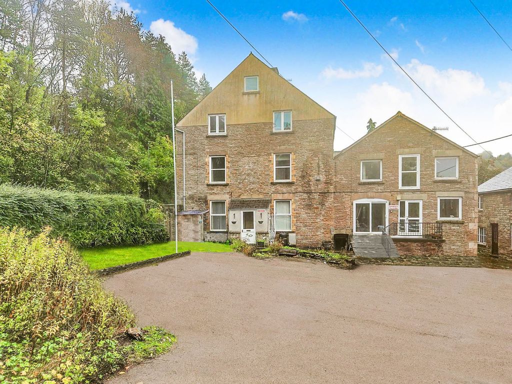 Property photo 1 of 36