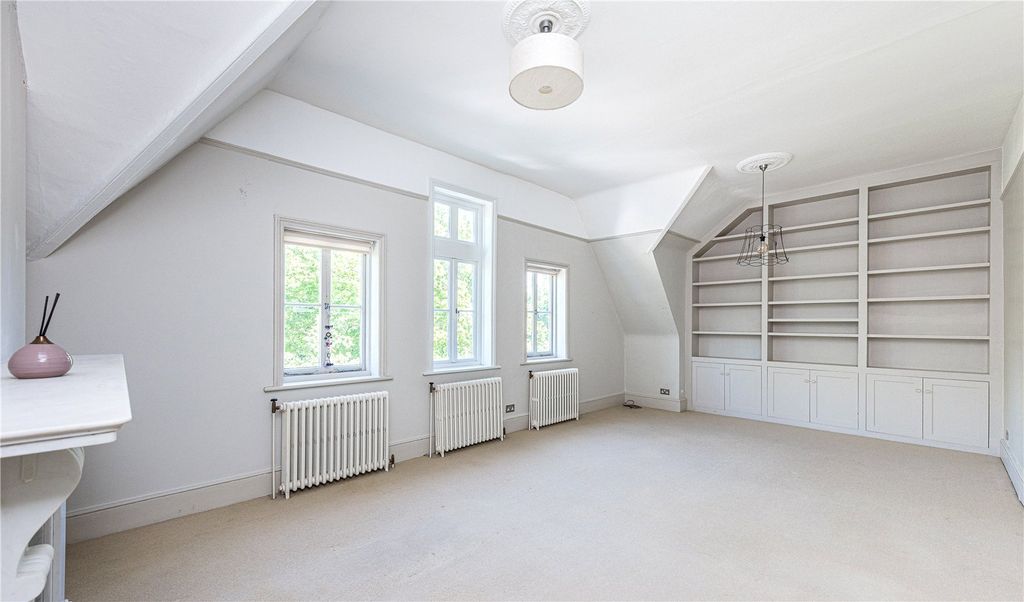 Property photo 3 of 11 Picture No. 11