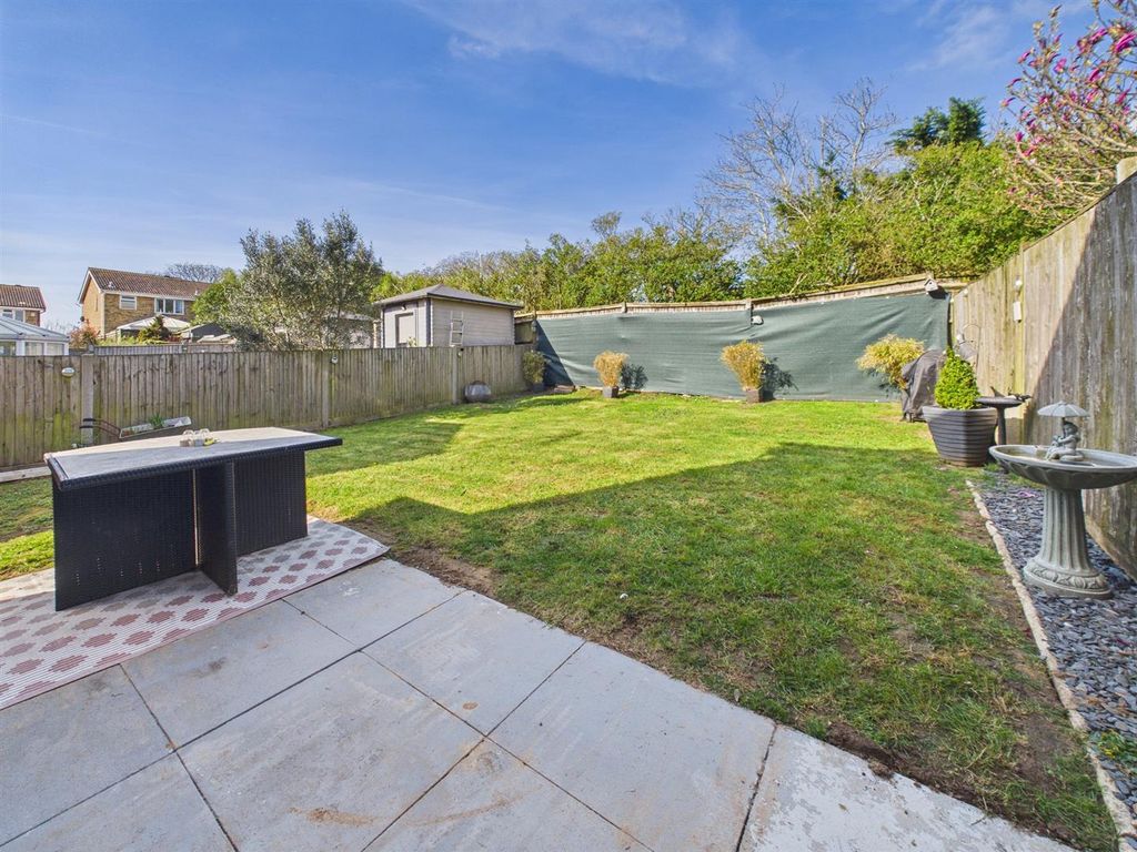 Property photo 3 of 14