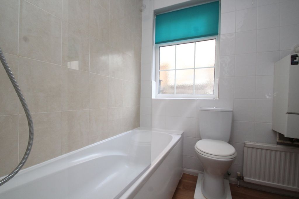 Property photo 3 of 6 Photo 07