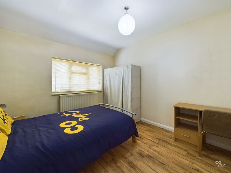 Property photo 2 of 10 Photo 13