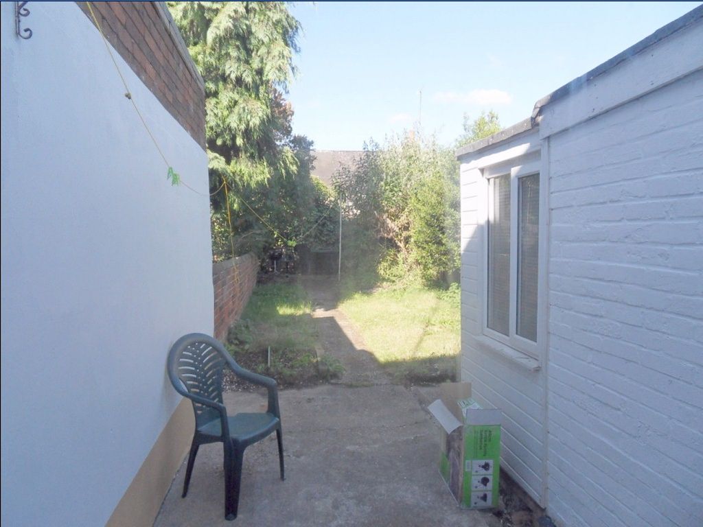 Property photo 3 of 12