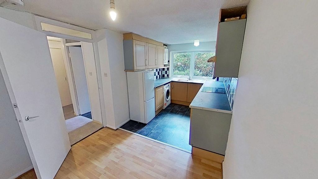 Property photo 3 of 11 Photo 3