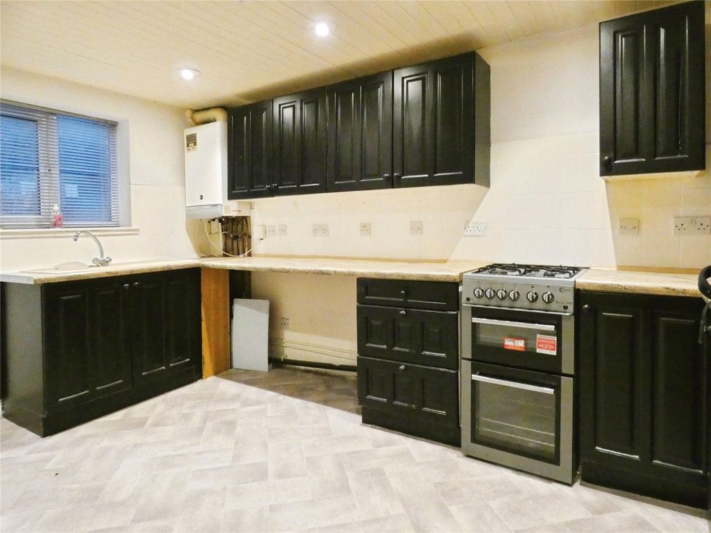 Property photo 2 of 13 Kitchen