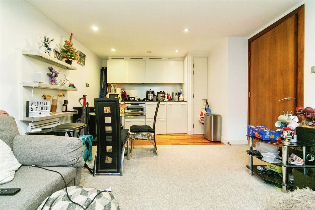 Property photo 2 of 15 Picture No. 07