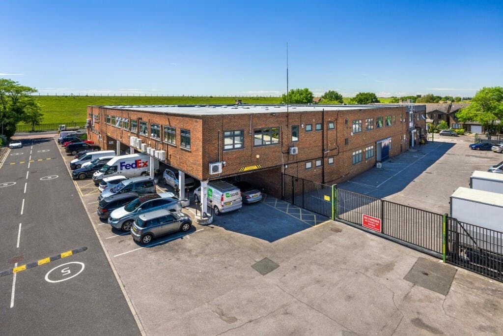 Property photo 2 of 3 161303_32E10Cb8F1A64Fa08De5242710268B38_Img_07_0000.Jpeg