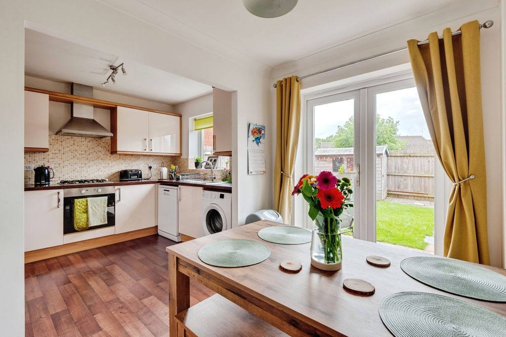 Property photo 3 of 20 Pbox-Img.Jpg