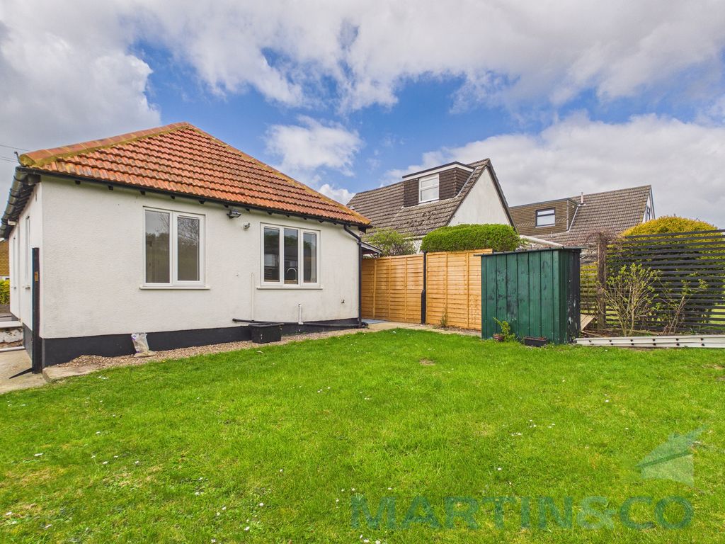 Property photo 2 of 13