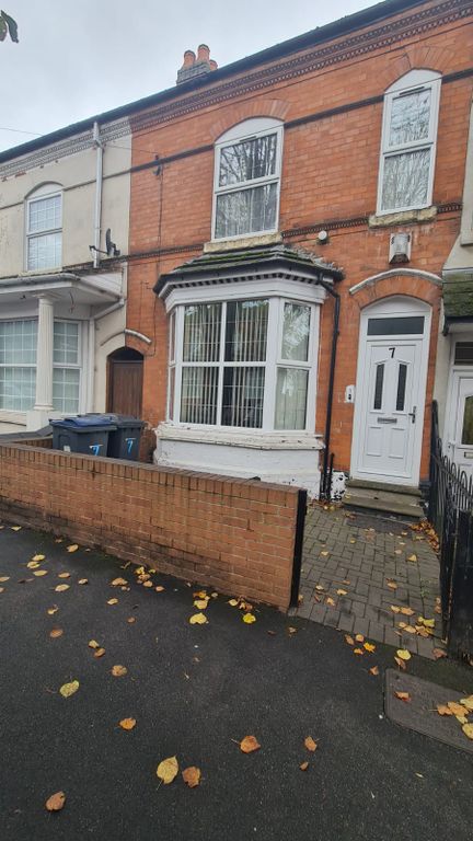 Property photo 1 of 18