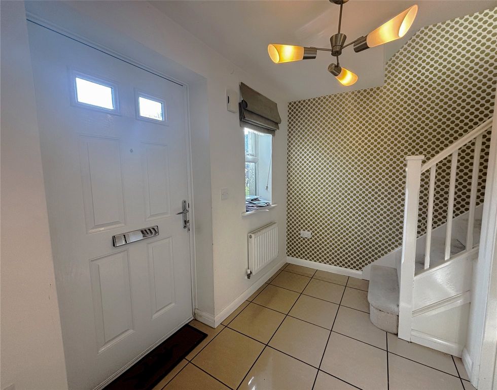 Property photo 2 of 18 Picture No. 39