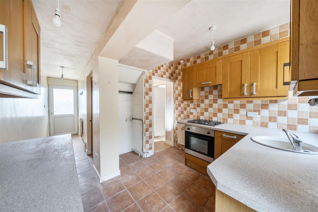 Property photo 3 of 41 1473314-18-6A26Af6Adc1c4.Jpg