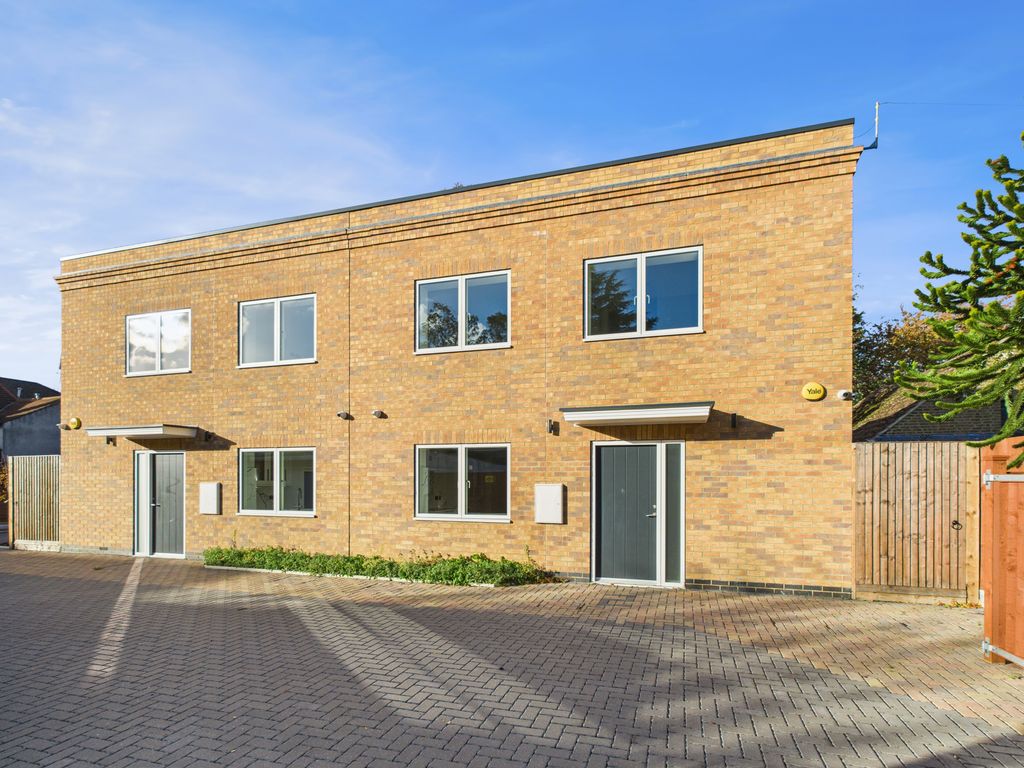 Property photo 1 of 20